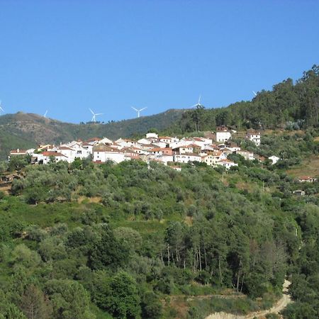 Отель Alojamento Local De Pardieiros Avo Экстерьер фото